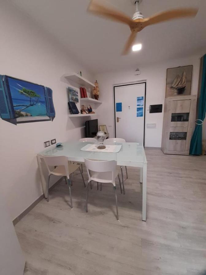 Ambos Mundos Διαμέρισμα Quartu SantʼElena Εξωτερικό φωτογραφία