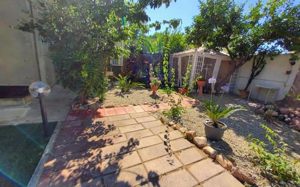 Ambos Mundos Διαμέρισμα Quartu SantʼElena Εξωτερικό φωτογραφία